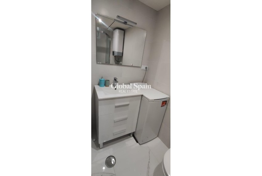 Resale - APARTMENT -
TORREVIEJA - Cabo Cervera