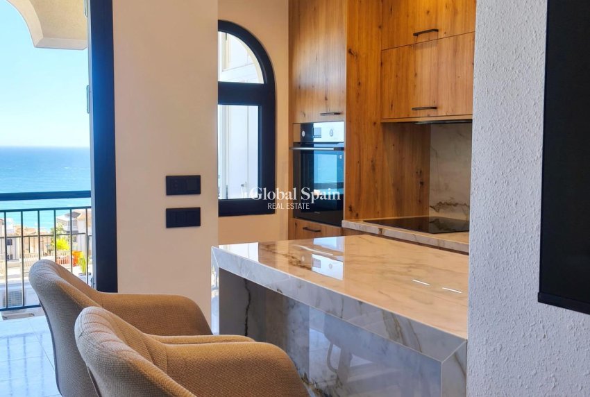 Resale - APARTMENT -
TORREVIEJA - Cabo Cervera