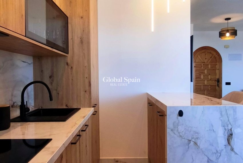 Resale - APARTMENT -
TORREVIEJA - Cabo Cervera