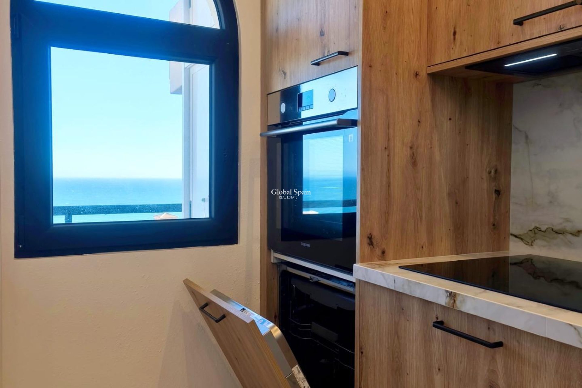 Resale - APARTMENT -
TORREVIEJA - Cabo Cervera