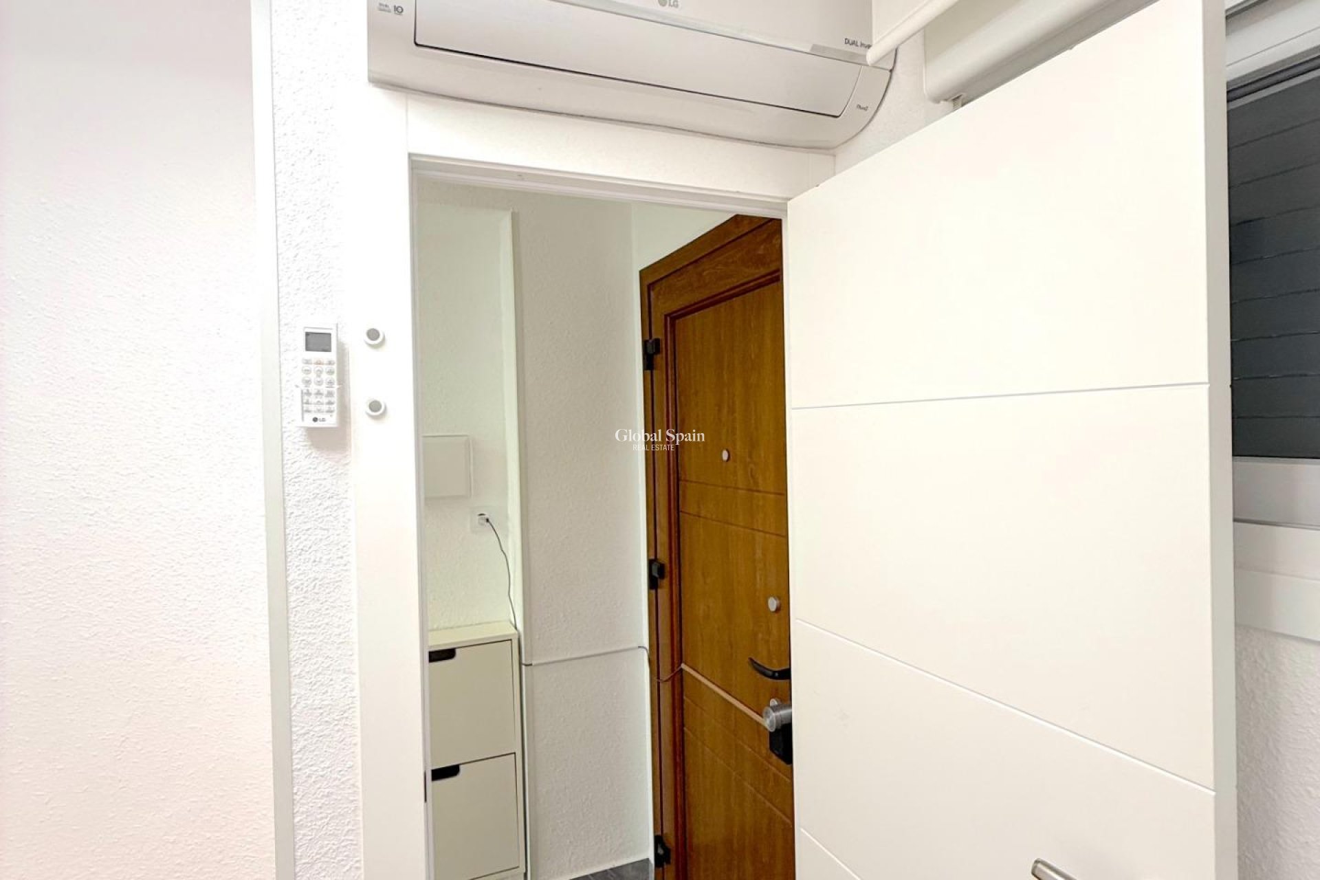 Resale - APARTMENT -
TORREVIEJA - Cabo Cervera