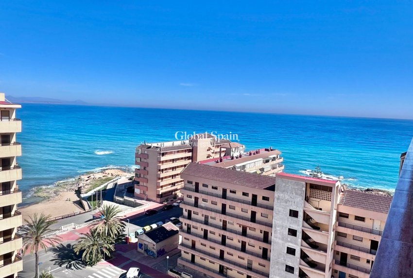 Resale - APARTMENT -
TORREVIEJA - Cabo Cervera