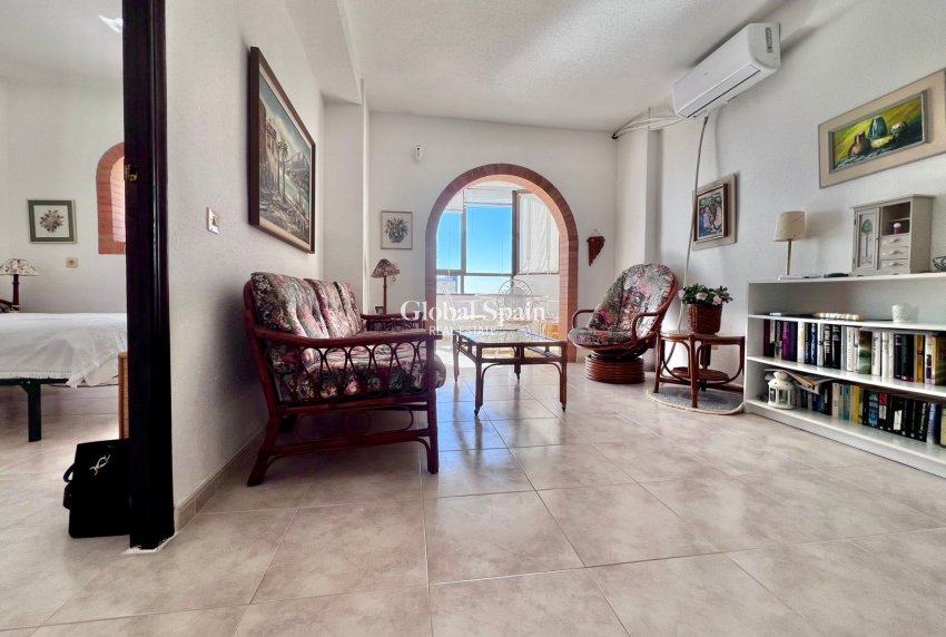 Resale - APARTMENT -
TORREVIEJA - Cabo Cervera