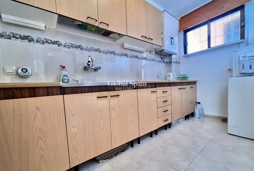 Resale - APARTMENT -
TORREVIEJA - Cabo Cervera