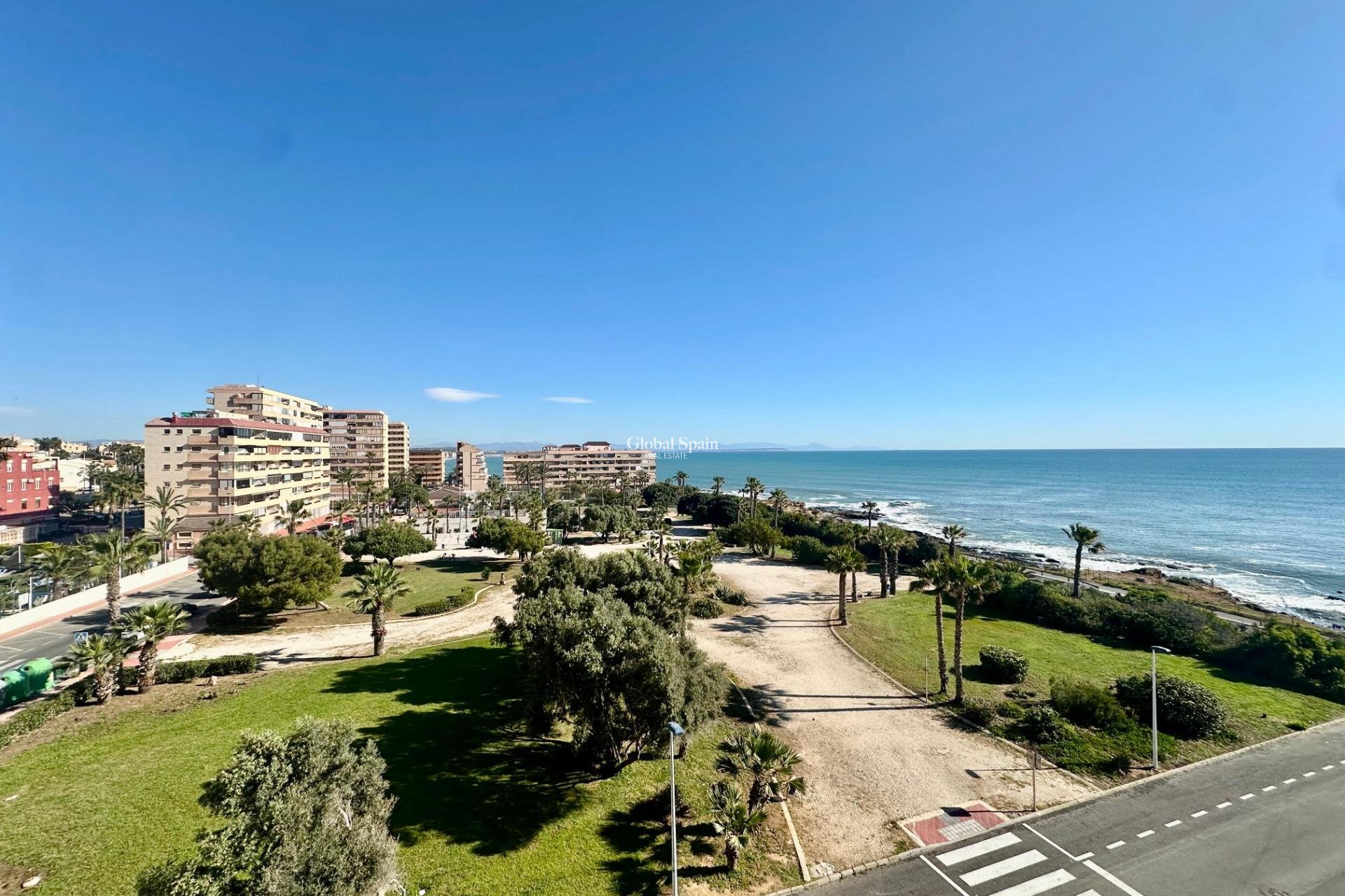 Resale - APARTMENT -
TORREVIEJA - Cabo Cervera