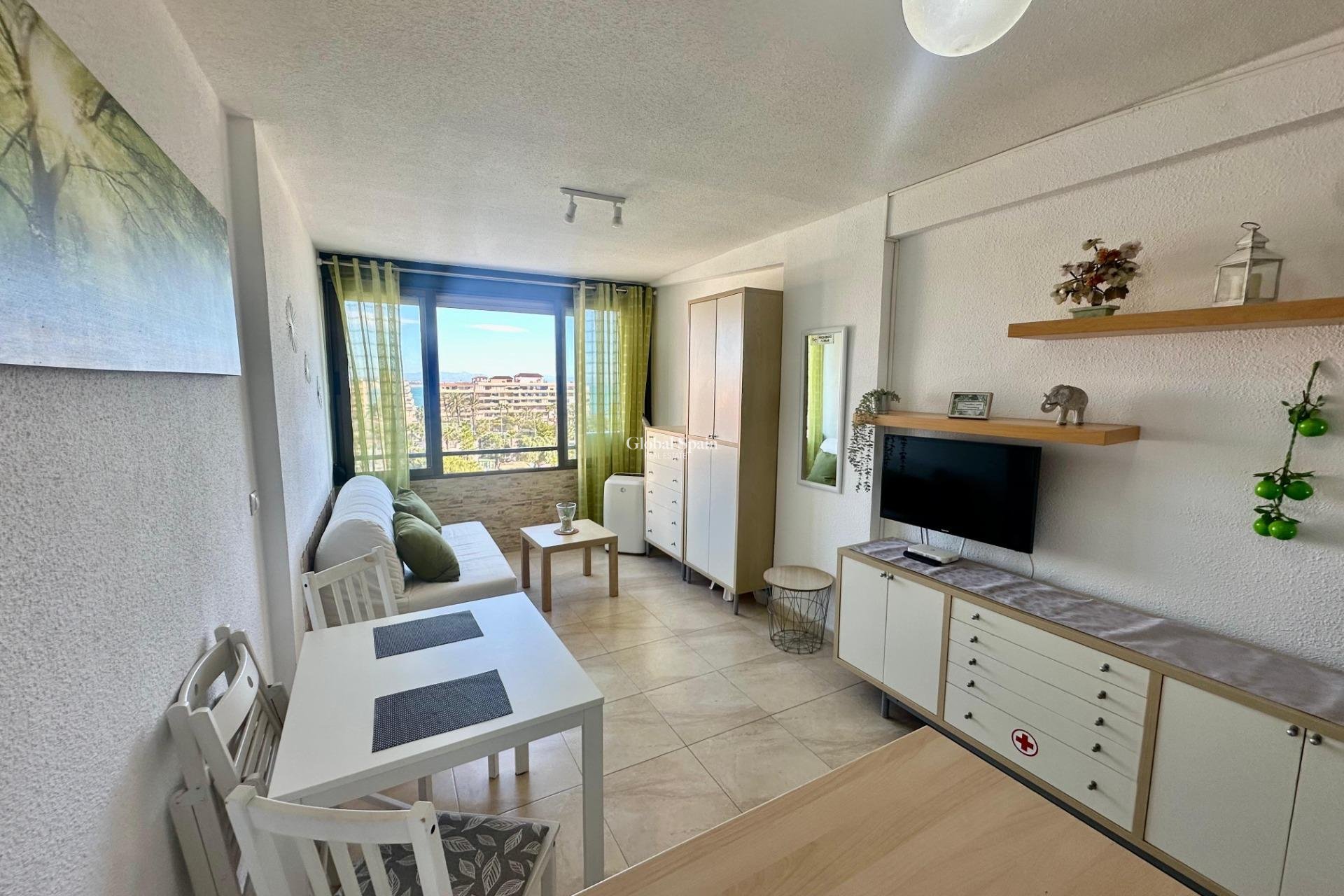 Resale - APARTMENT -
TORREVIEJA - Cabo Cervera