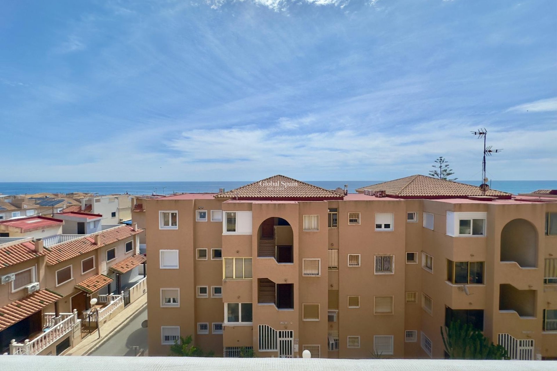 Resale - APARTMENT -
TORREVIEJA - Cabo Cervera