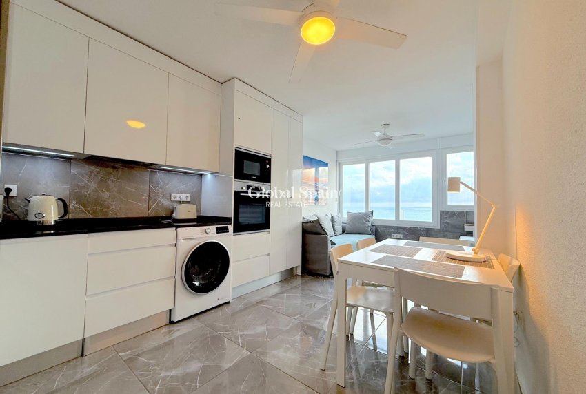 Resale - APARTMENT -
TORREVIEJA - Cabo Cervera