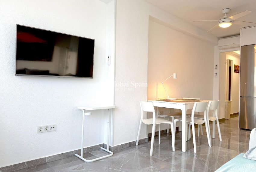 Resale - APARTMENT -
TORREVIEJA - Cabo Cervera