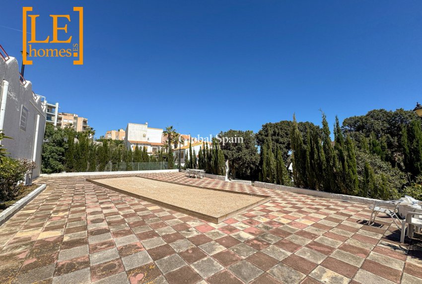 Resale - APARTMENT -
TORREVIEJA - Cabo Cervera
