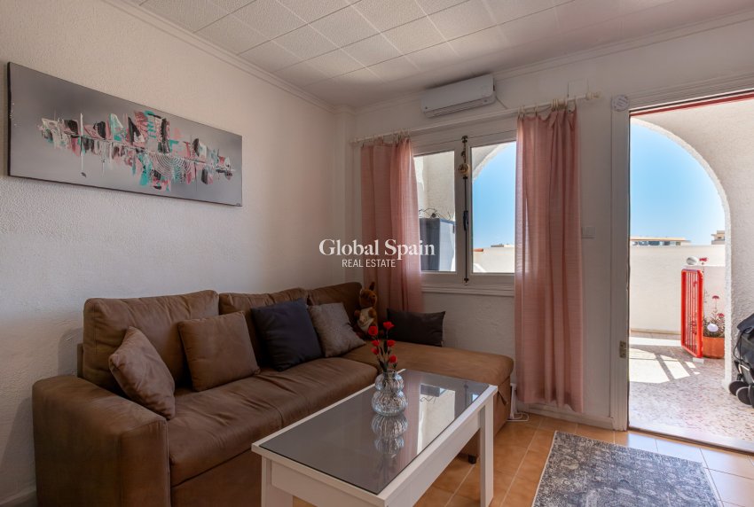 Resale - APARTMENT -
TORREVIEJA - Cabo Cervera