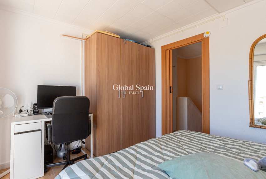 Resale - APARTMENT -
TORREVIEJA - Cabo Cervera