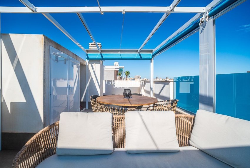 Resale - APARTMENT -
TORREVIEJA - Calas Blancas