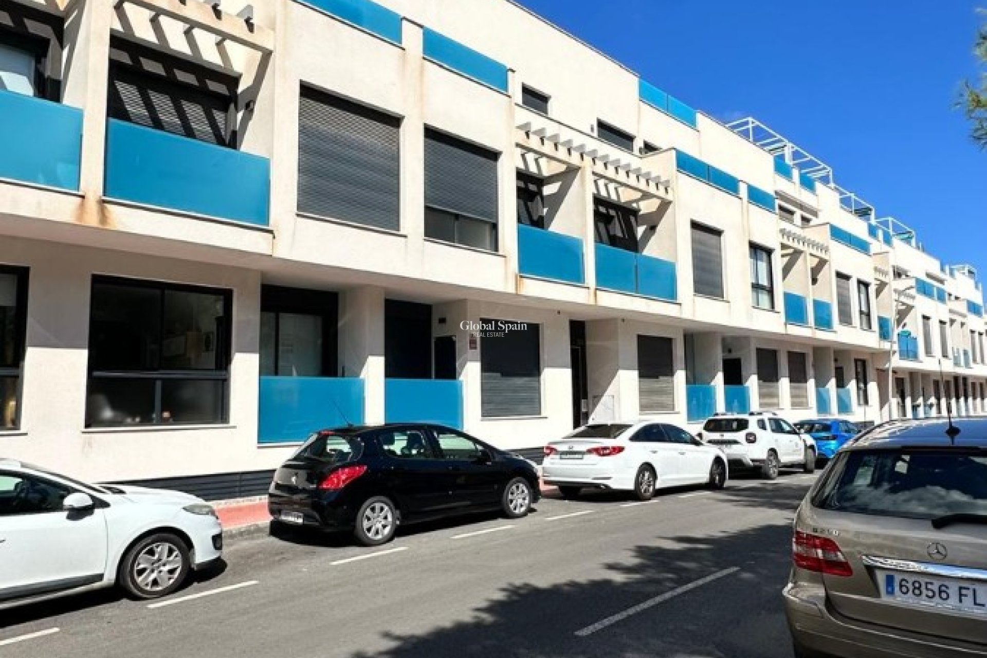 Resale - APARTMENT -
TORREVIEJA - Calas Blancas