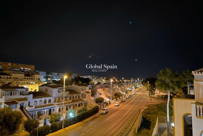 Resale - APARTMENT -
TORREVIEJA - Cañada Del Molino