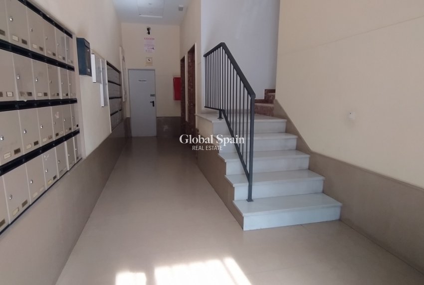 Resale - APARTMENT -
TORREVIEJA - CASCO URBANO