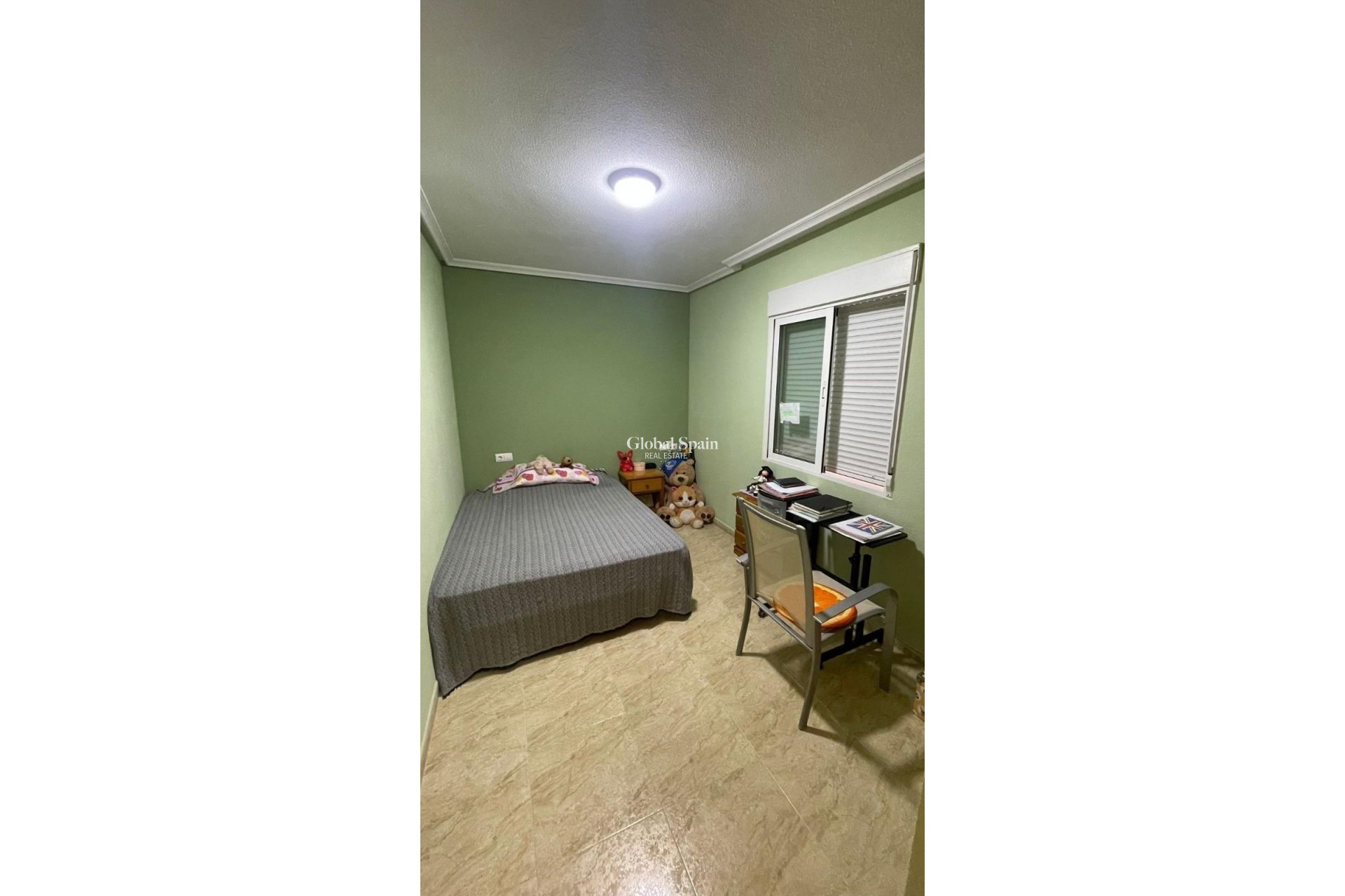 Resale - Apartment -
TORREVIEJA - Center