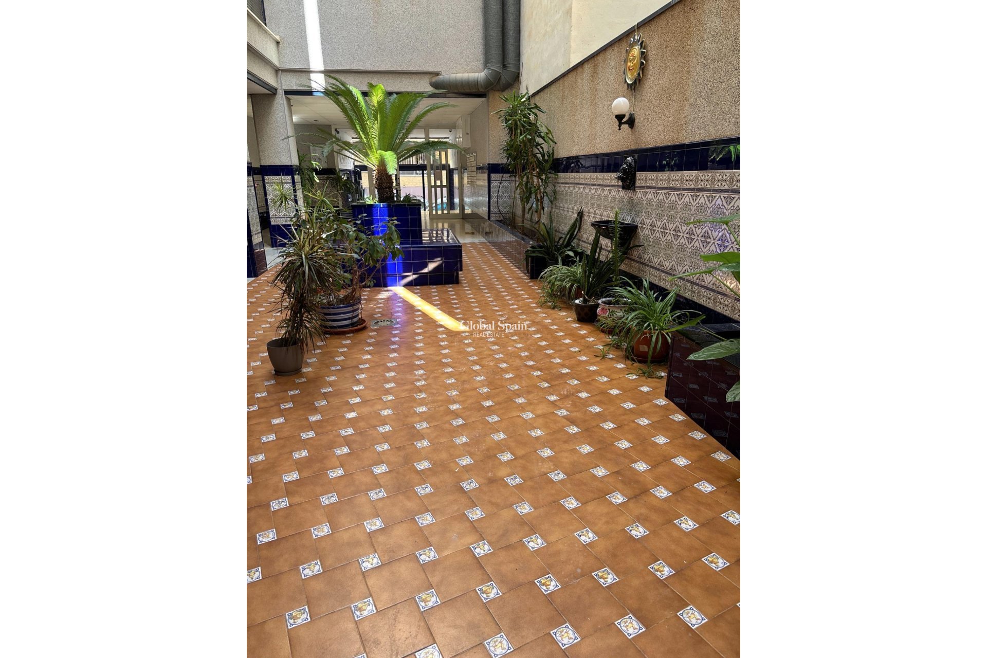 Resale - APARTMENT -
TORREVIEJA - Center