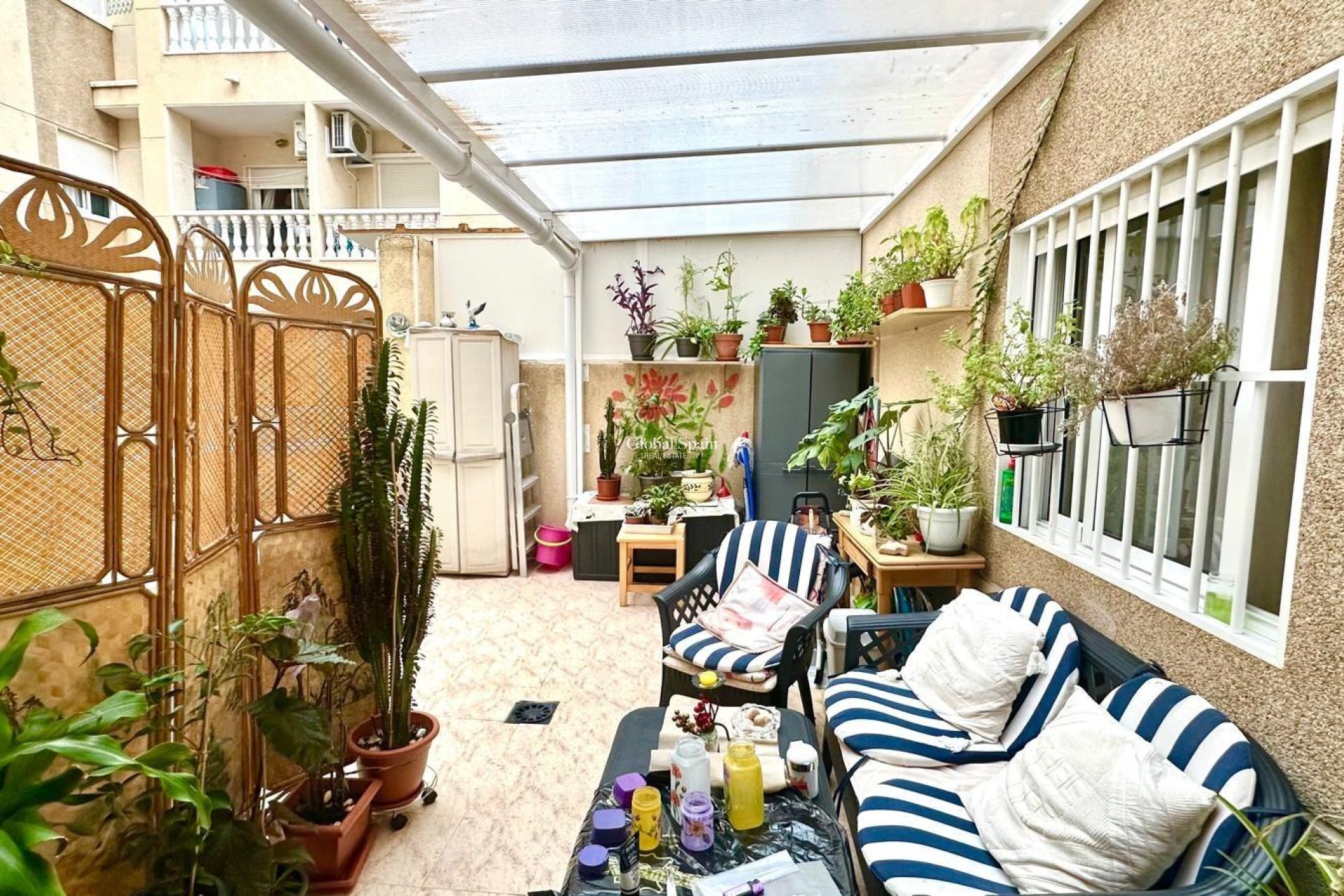 Resale - APARTMENT -
TORREVIEJA - Center