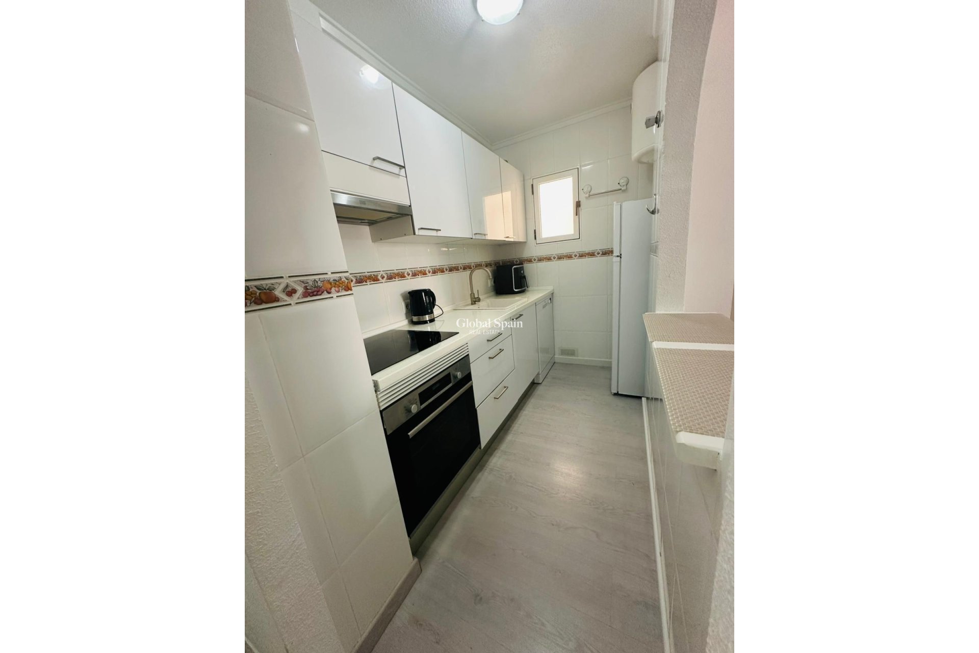 Resale - APARTMENT -
TORREVIEJA - Center