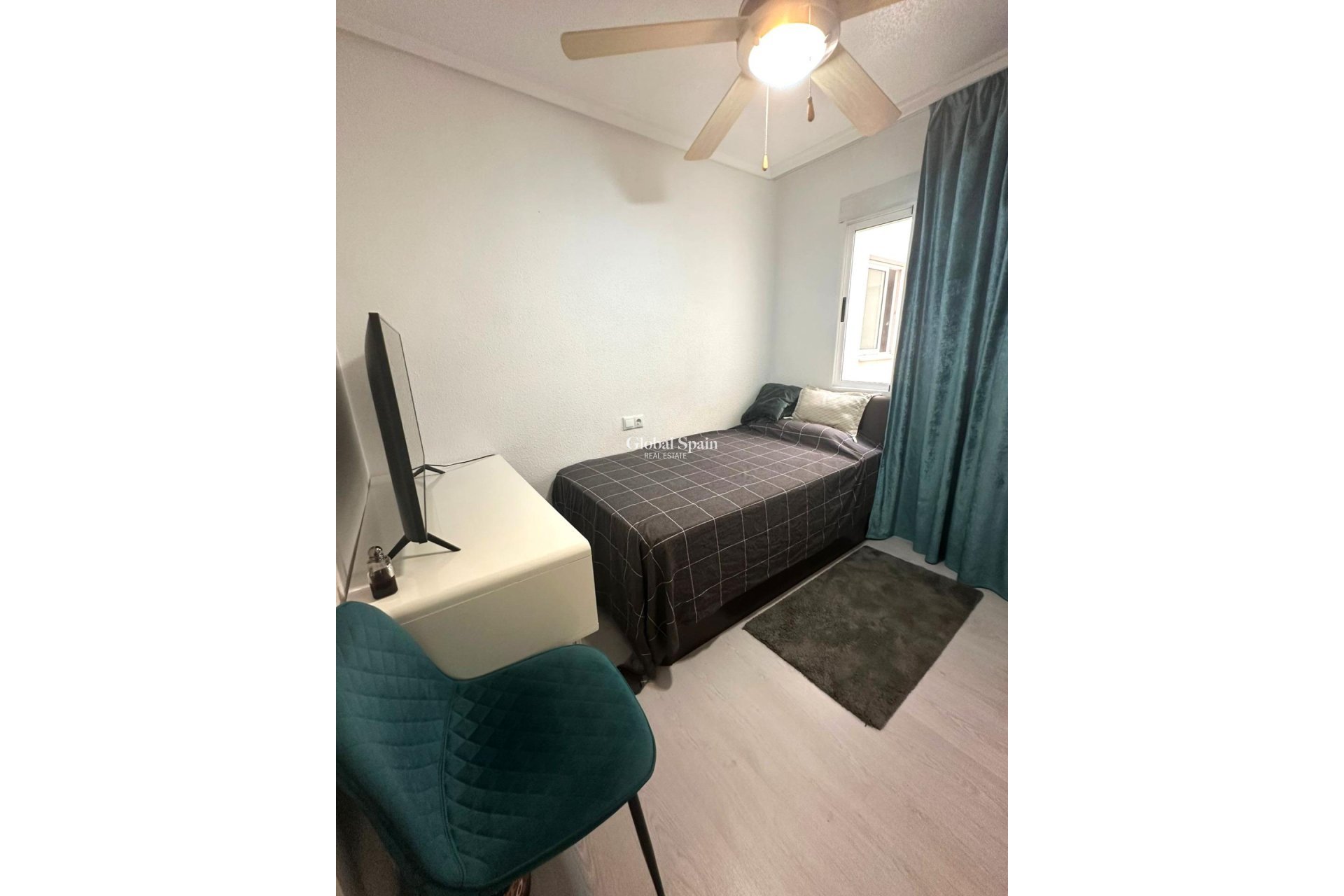 Resale - APARTMENT -
TORREVIEJA - Center