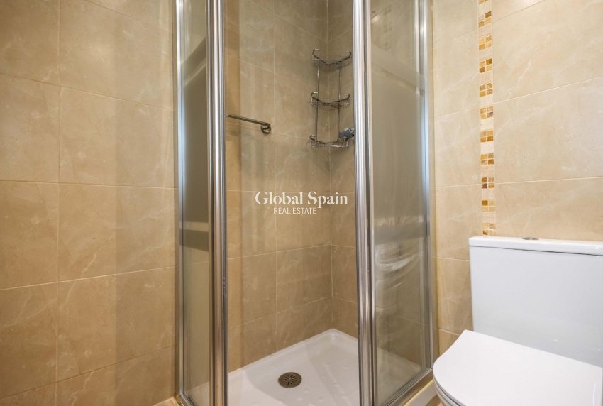 Resale - APARTMENT -
TORREVIEJA - Center