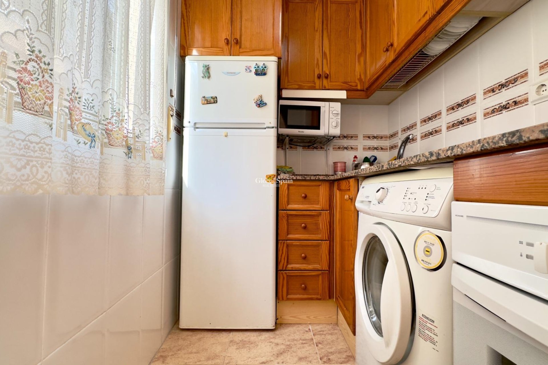 Resale - APARTMENT -
TORREVIEJA - Center