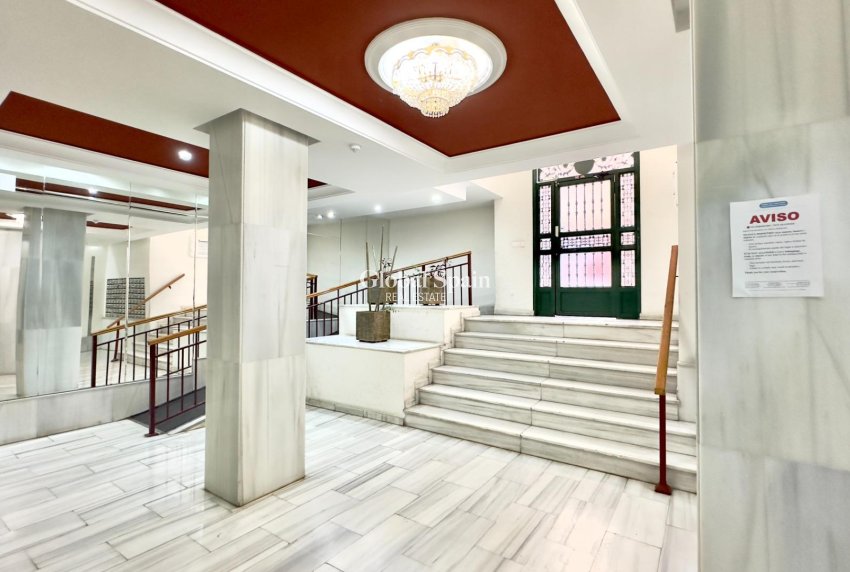 Resale - APARTMENT -
TORREVIEJA - Center