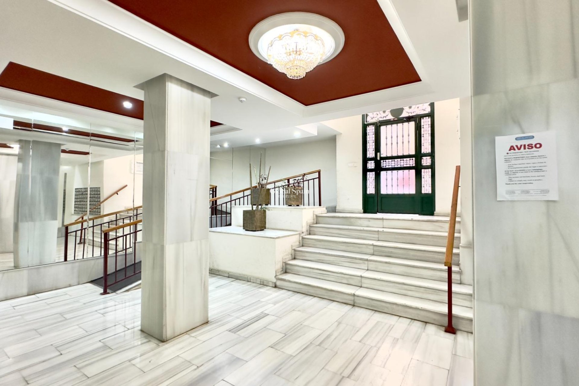 Resale - APARTMENT -
TORREVIEJA - Center