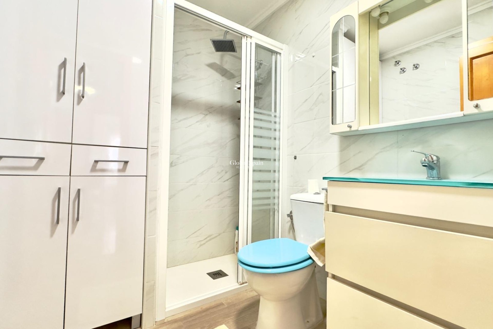 Resale - APARTMENT -
TORREVIEJA - Center