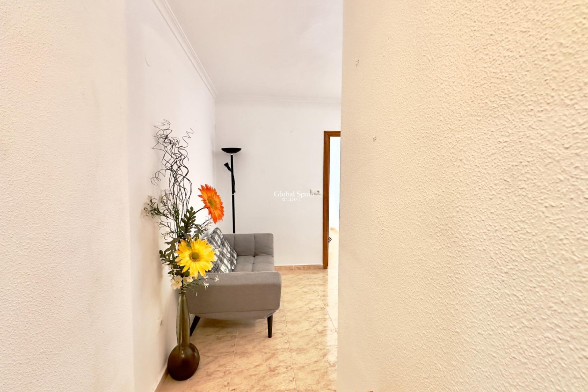 Resale - APARTMENT -
TORREVIEJA - Center