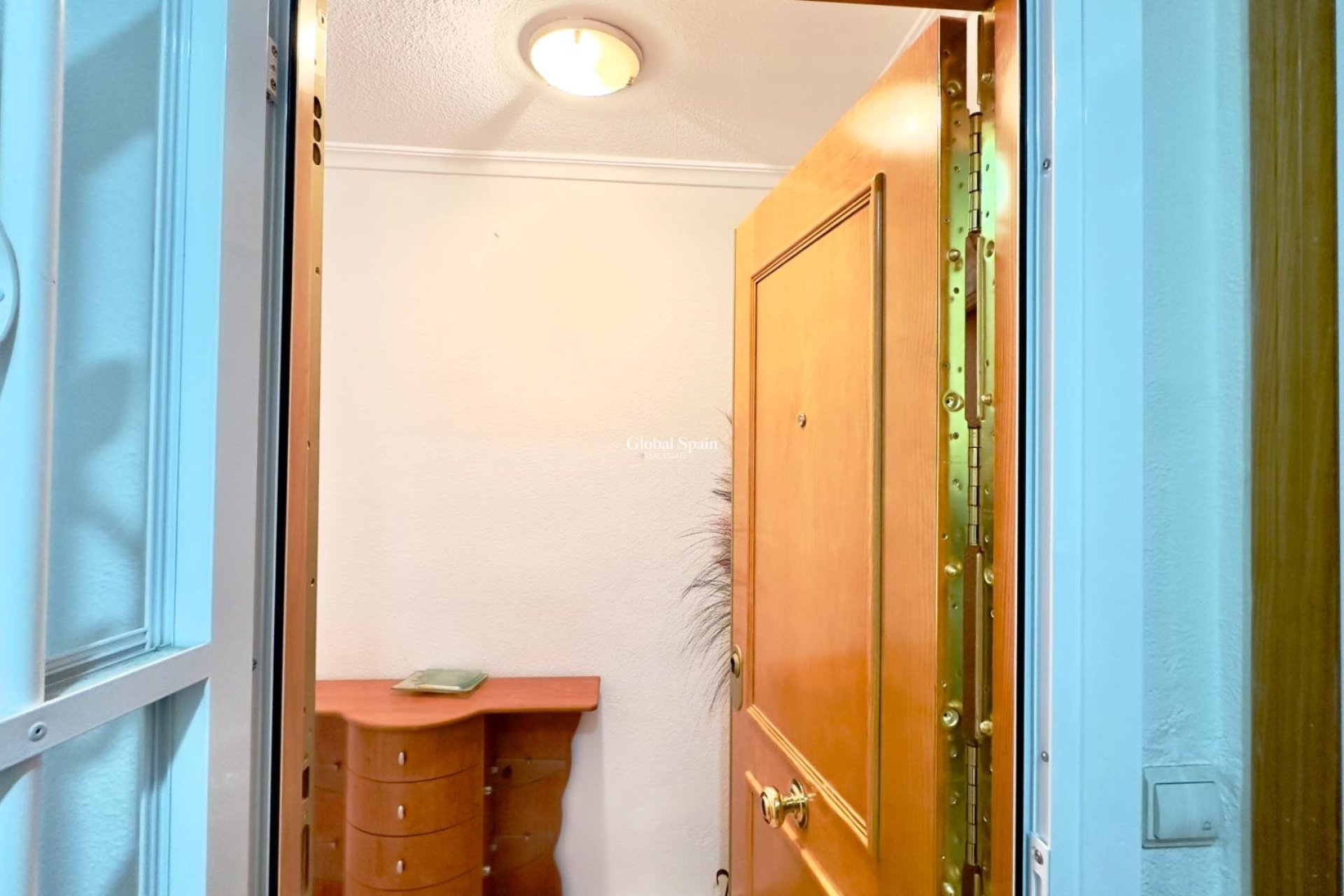 Resale - APARTMENT -
TORREVIEJA - Center