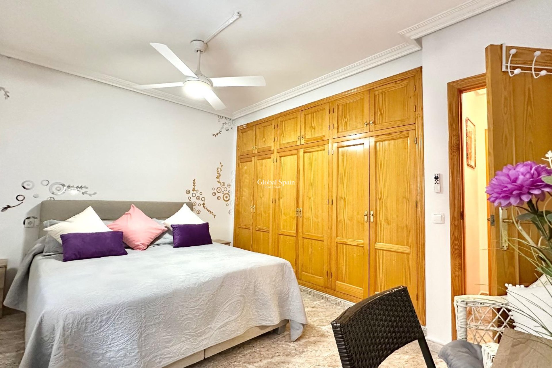 Resale - APARTMENT -
TORREVIEJA - Center