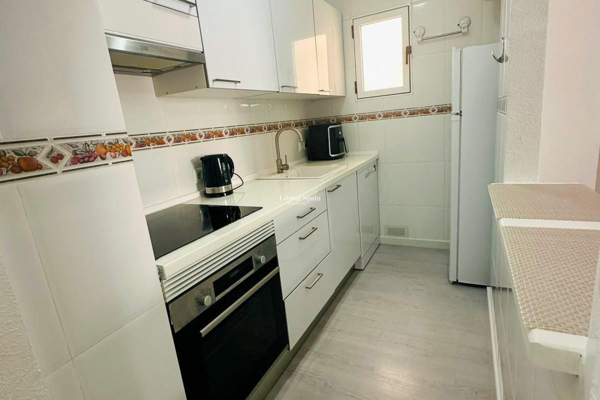 Resale - APARTMENT -
TORREVIEJA - Center