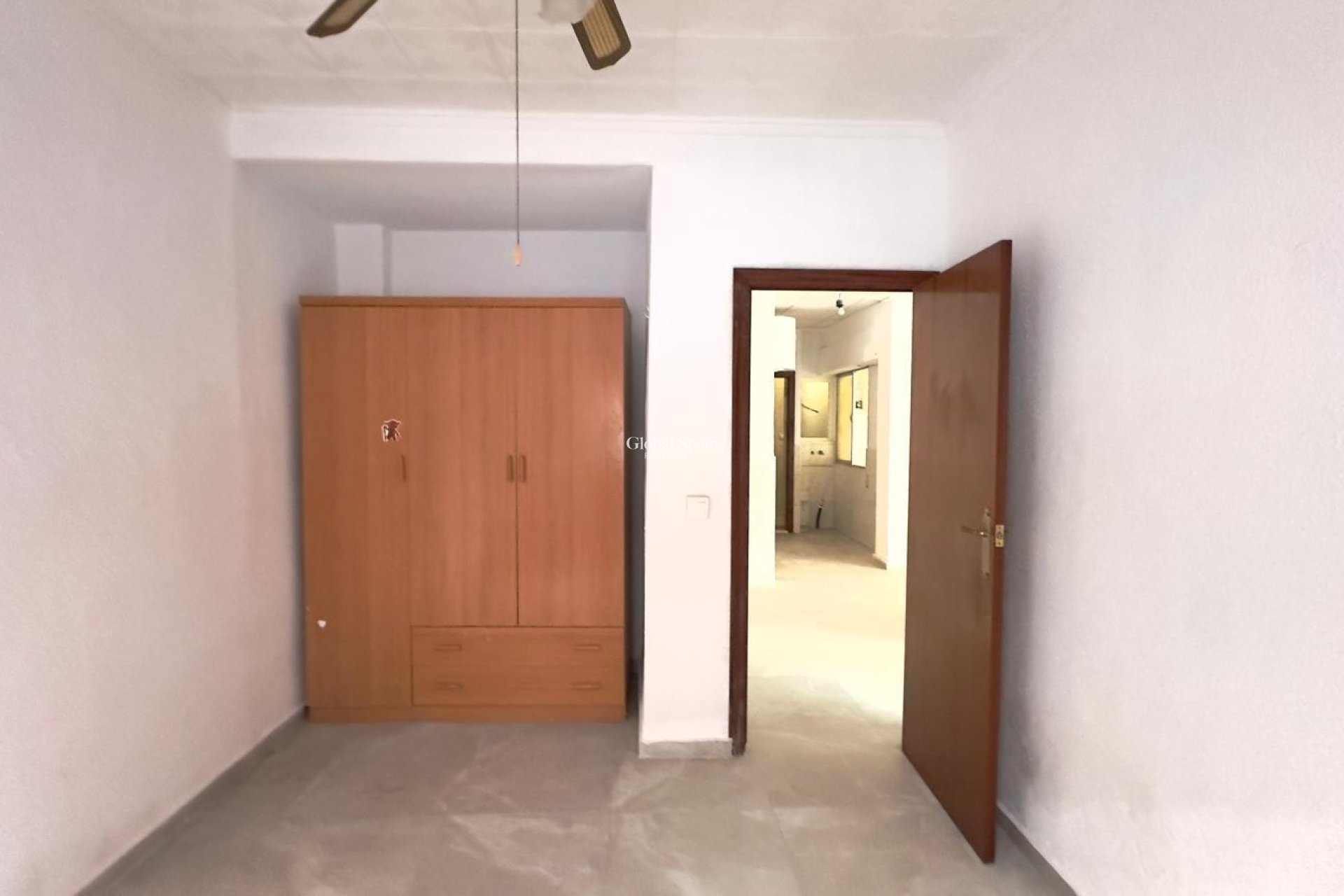 Resale - APARTMENT -
TORREVIEJA - Center