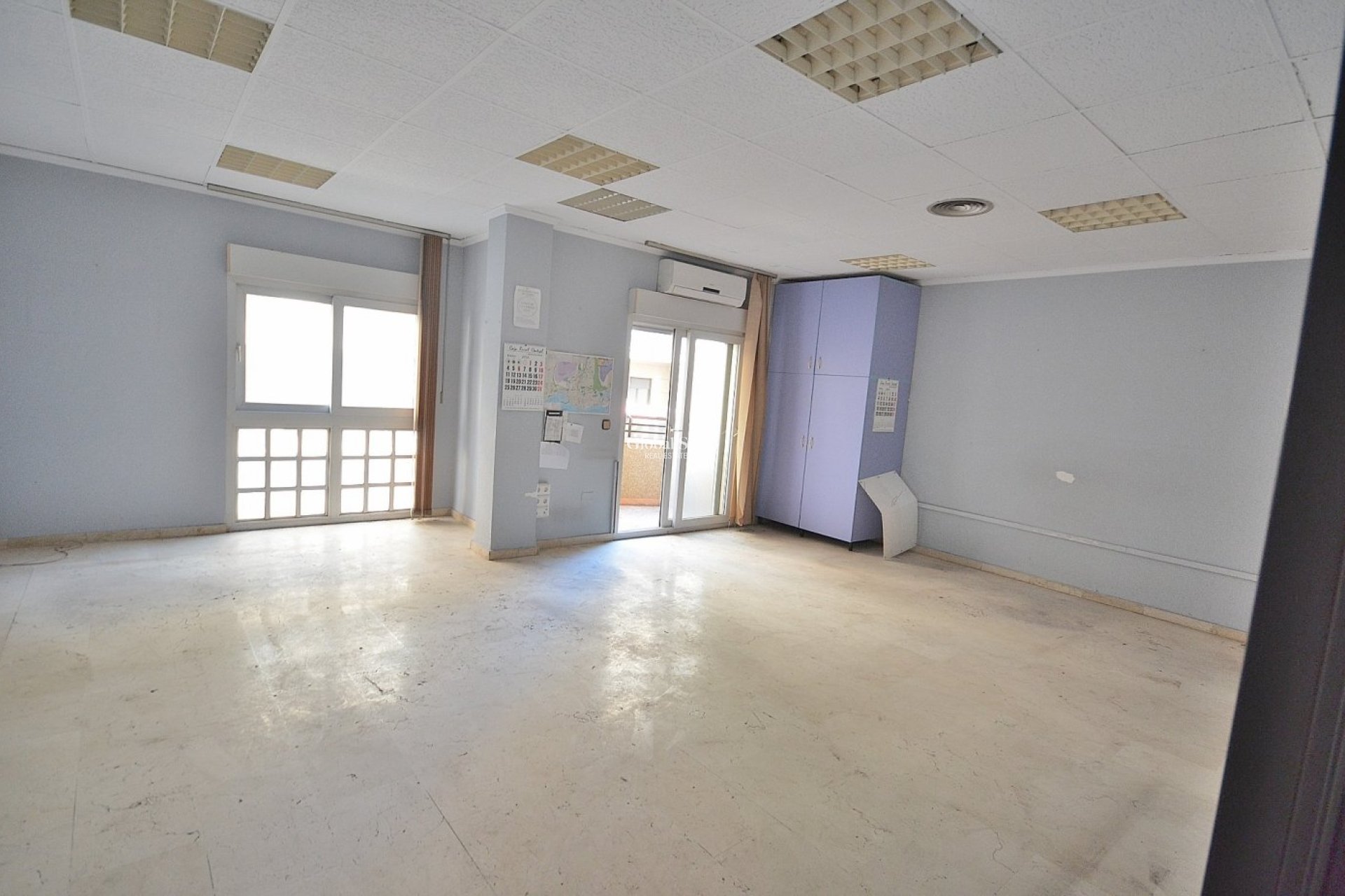 Resale - APARTMENT -
TORREVIEJA - Center