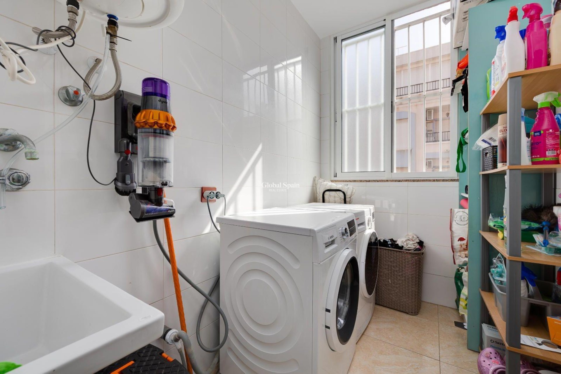 Resale - APARTMENT -
TORREVIEJA - Center