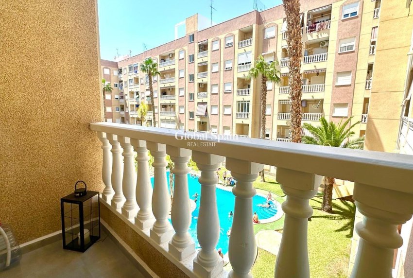 Resale - APARTMENT -
TORREVIEJA - Center