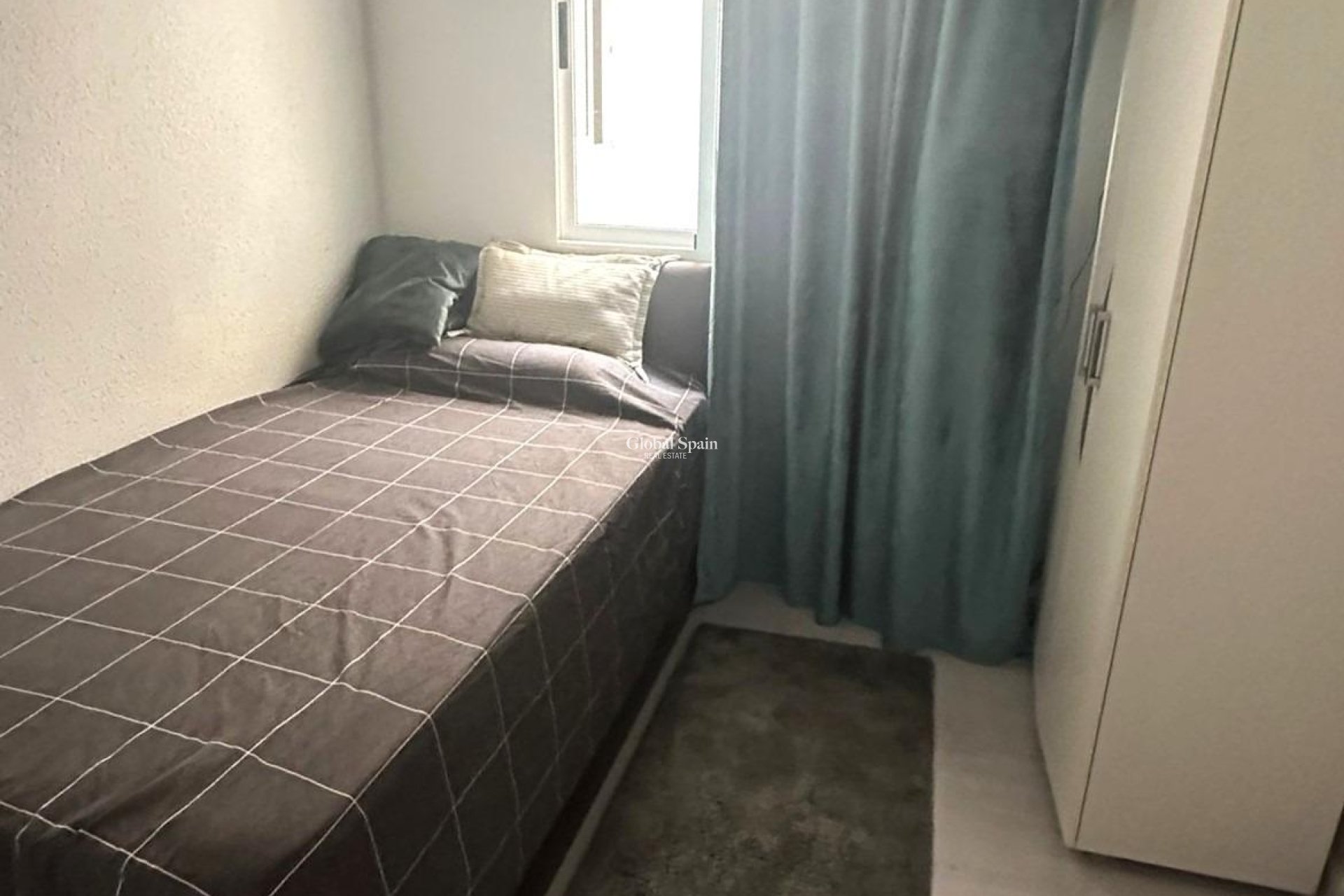 Resale - APARTMENT -
TORREVIEJA - Center