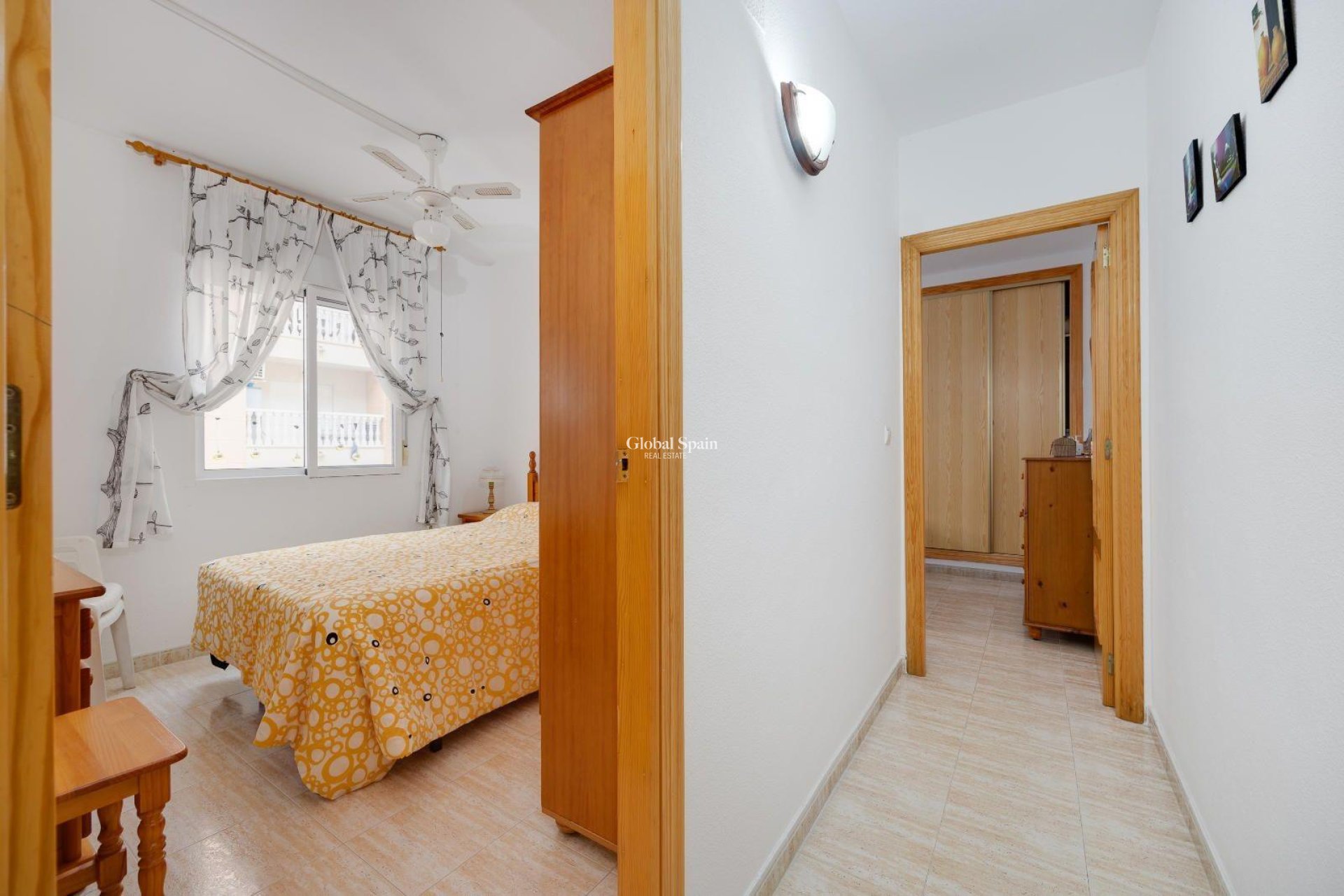 Resale - APARTMENT -
TORREVIEJA - Center