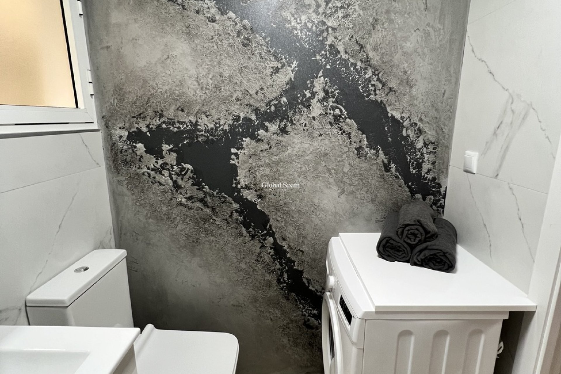 Resale - APARTMENT -
TORREVIEJA - Center