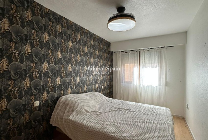 Resale - APARTMENT -
TORREVIEJA - Center