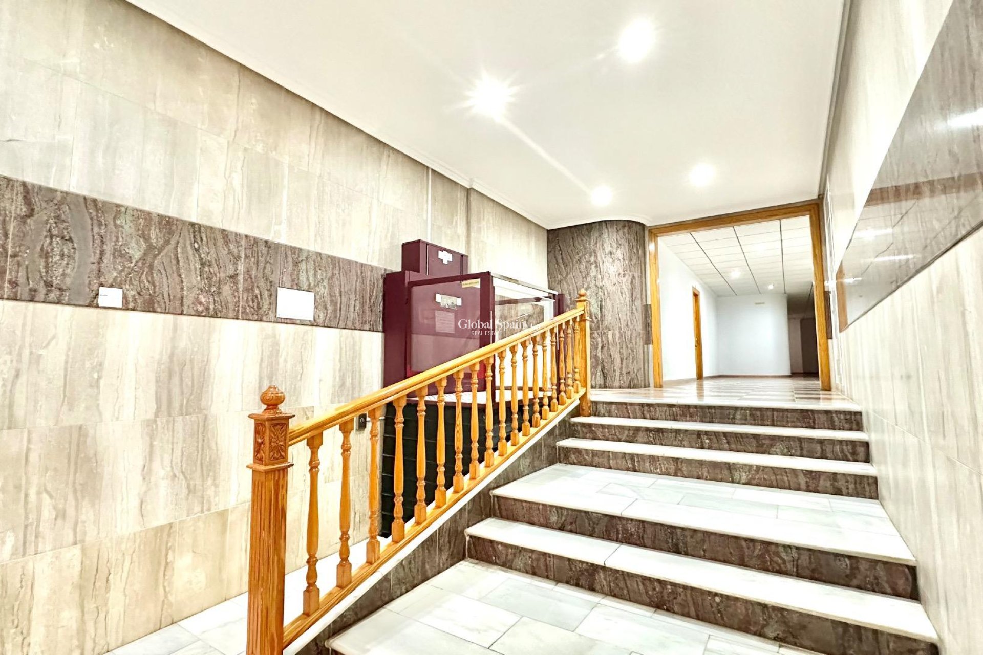 Resale - APARTMENT -
TORREVIEJA - Center