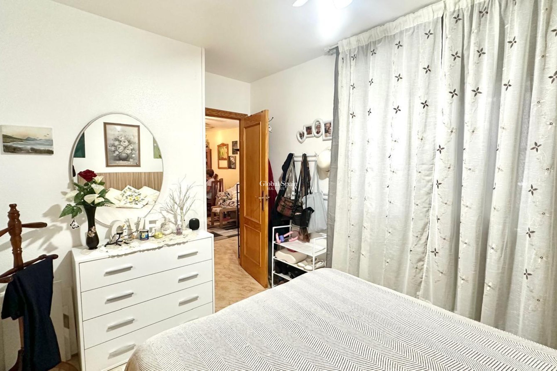 Resale - APARTMENT -
TORREVIEJA - Center