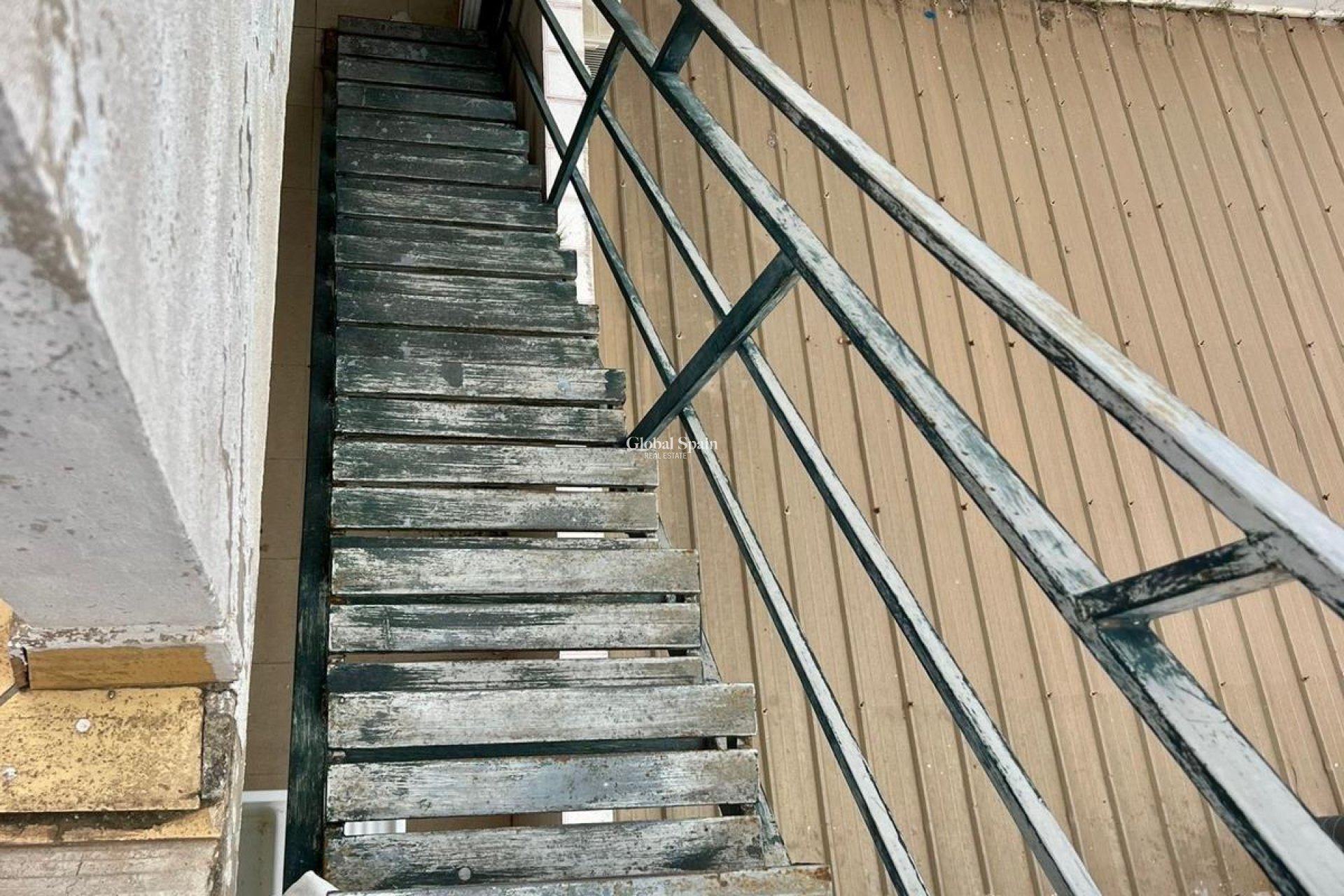 Resale - APARTMENT -
TORREVIEJA - Center