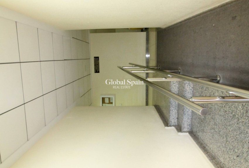 Resale - APARTMENT -
TORREVIEJA - Center