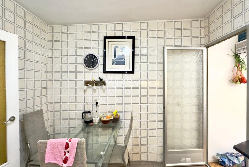 Resale - APARTMENT -
TORREVIEJA - Center