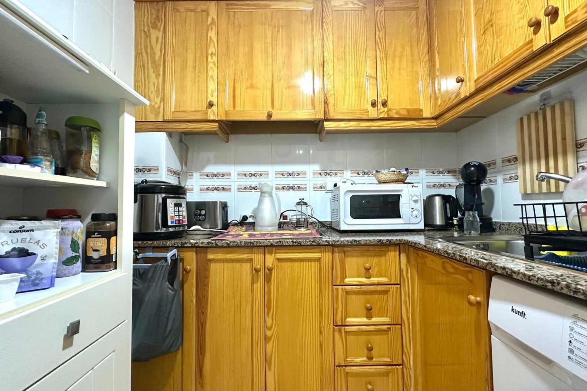 Resale - APARTMENT -
TORREVIEJA - Center