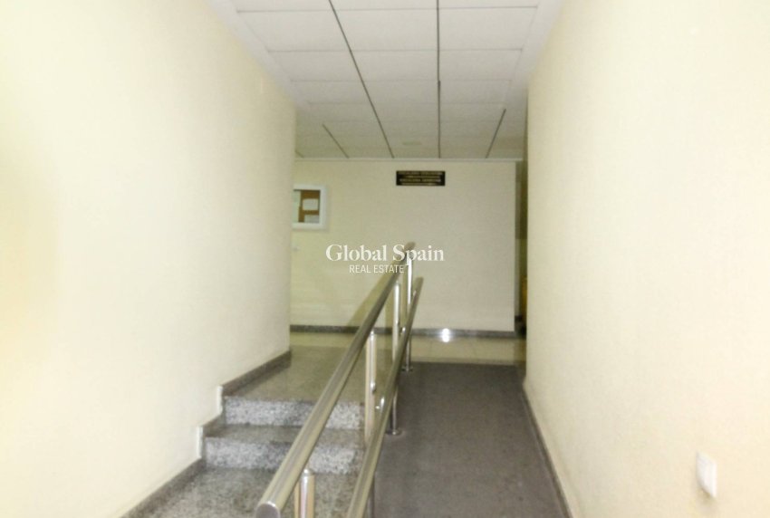 Resale - APARTMENT -
TORREVIEJA - Center