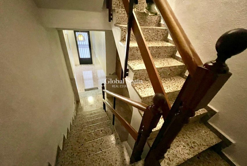 Resale - APARTMENT -
TORREVIEJA - Center